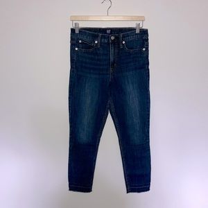 GAP True Skinny Jeans